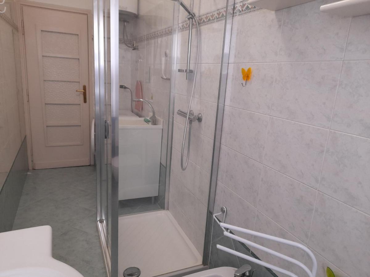 Appartamento Centrale Con Garage Asti Exterior photo