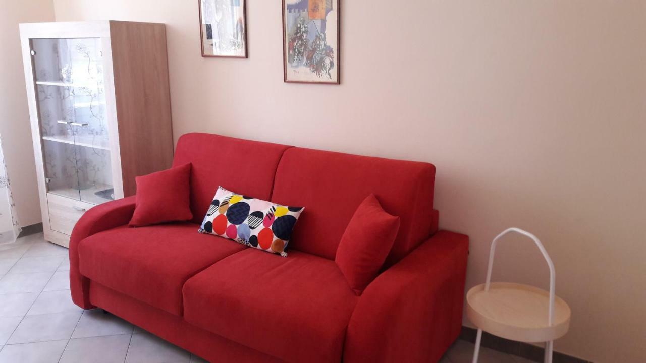 Appartamento Centrale Con Garage Asti Exterior photo